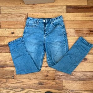 American Eagle Mom Jeans